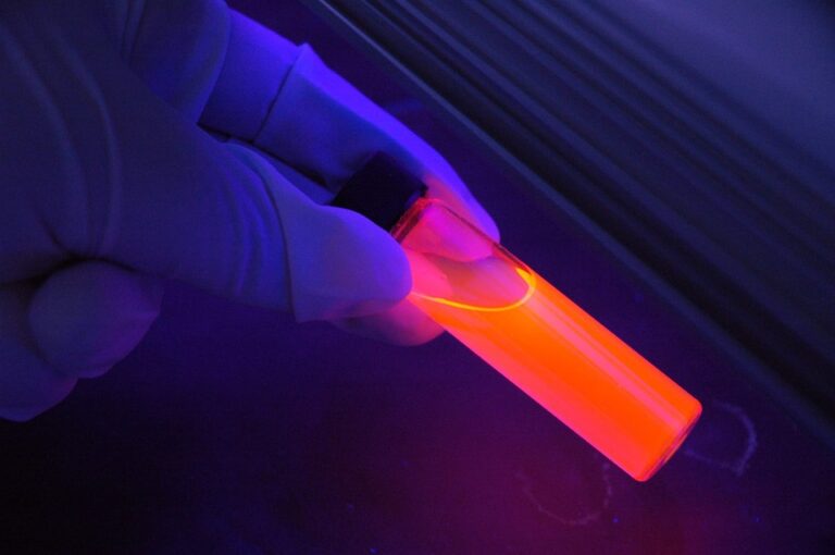 UV Fluorescence Sample in Bottle