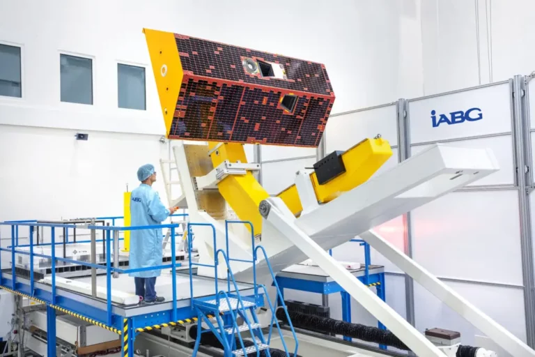 The GRACE-FO satellites were assembled by Airbus Defence and Space in Germany. The photo shows one of the satellites in the testing facility of IABG, an Airbus subcontractor, in Munich. Credit: Airbus DS GmbH/A. Ruttloff