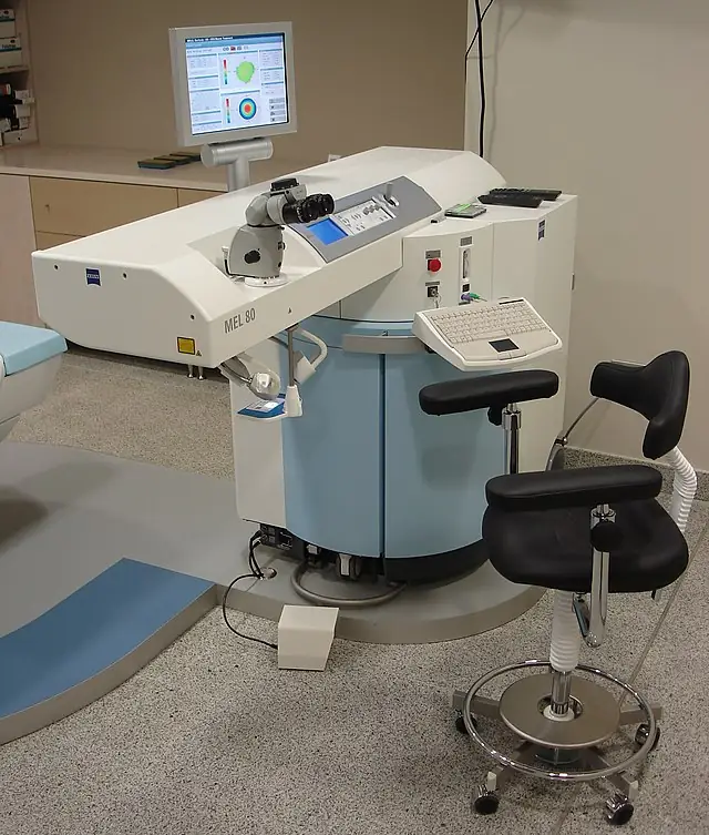 Ophtalmic Excimer Laser for refractive surgery - "MEL80" (Carl Zeiss Meditec AG/Germany)
